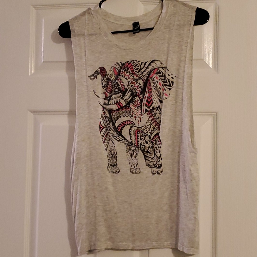 Elephant muscle tank